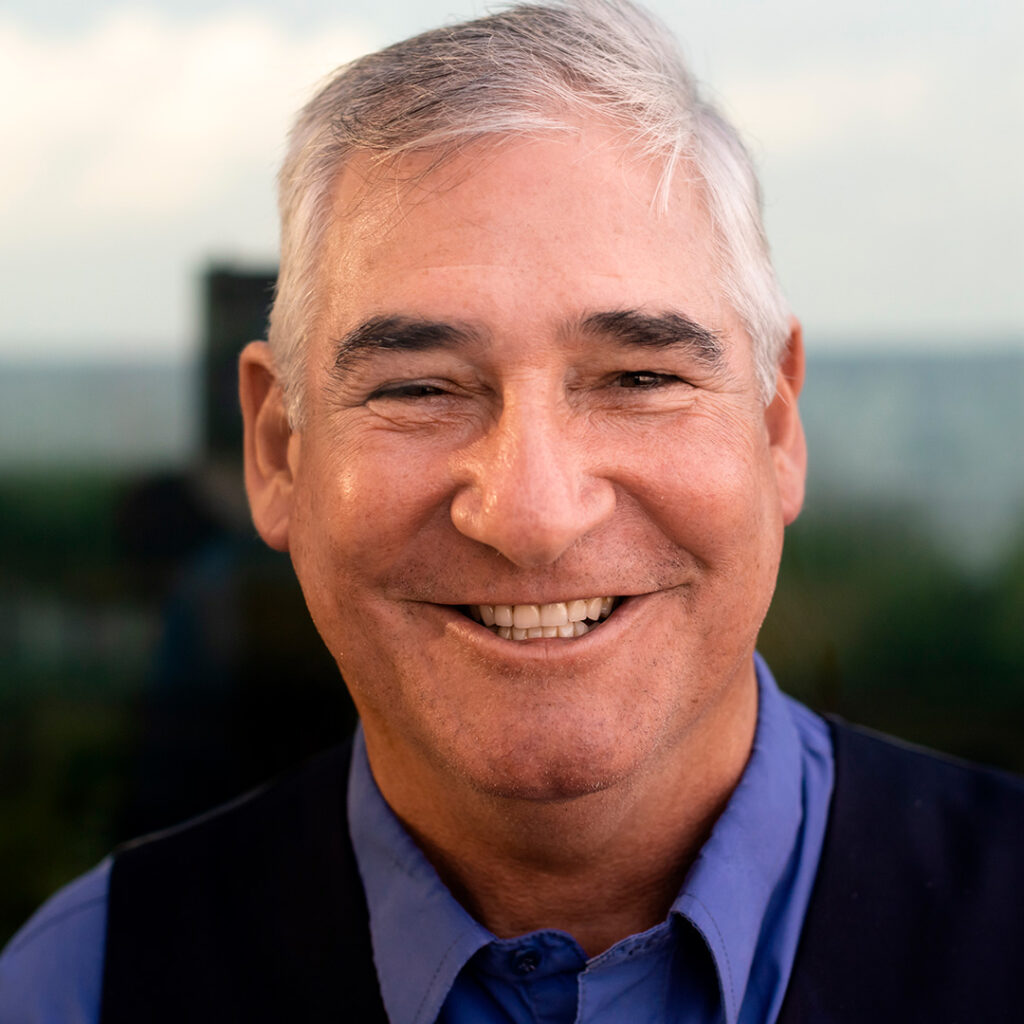 Glenn B Swift